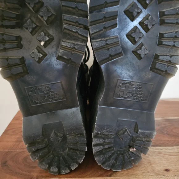 Dr. Martens Black Lace Up Boots - Picture 6 of 7